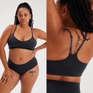Girlfriend Collective Raven Cami Bralette Black M